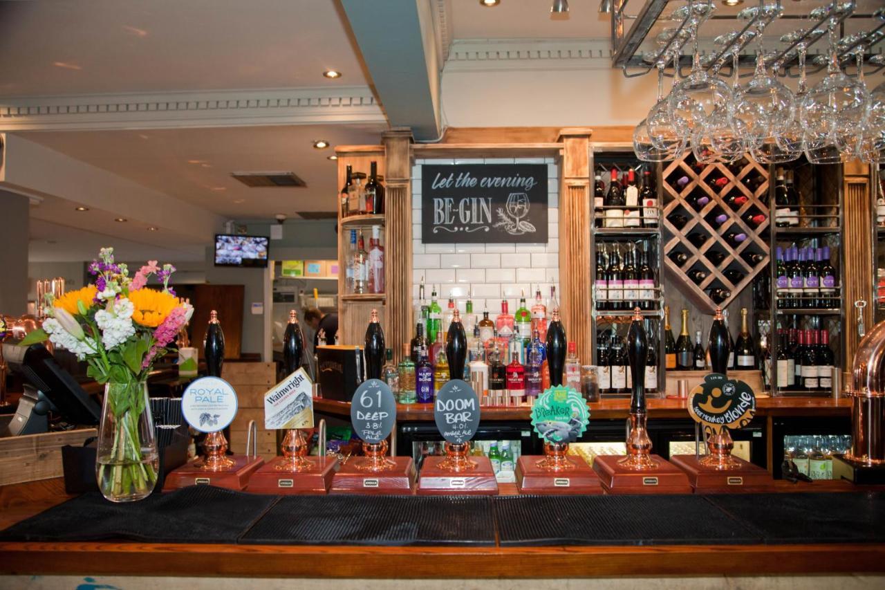 皇家酒店 Bolton-le-Sands 外观 照片